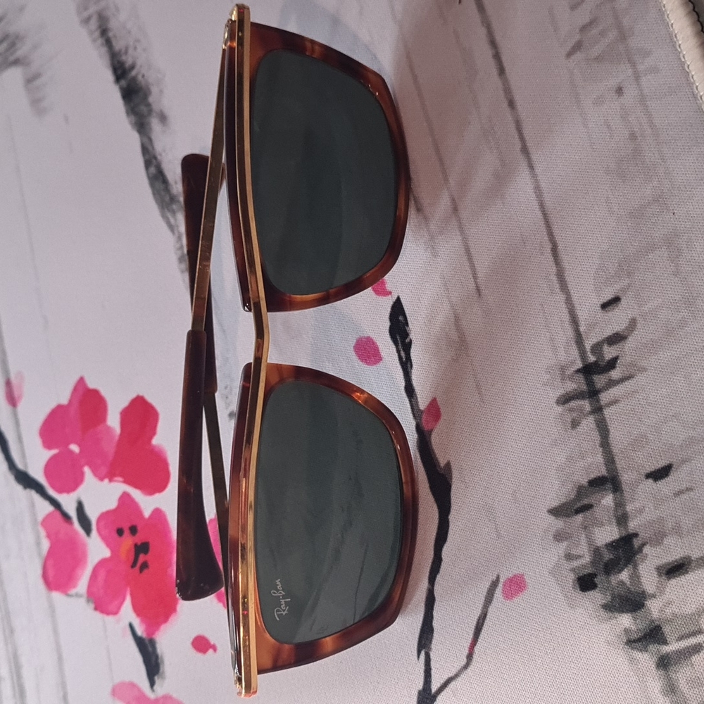 Women Ray Ban